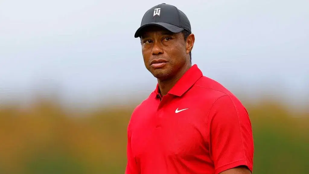 Tiger Woods arrested, charged with DUI after Florida car crash