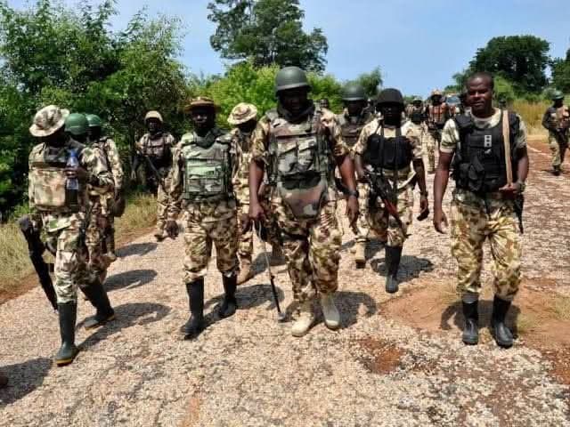 Retired Colonel urges Nigeria to adopt guerrilla warfare tactics against terrorists