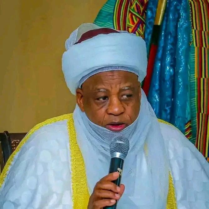 Stay above politics, be fathers to all — Sultan warns newly turbaned district heads