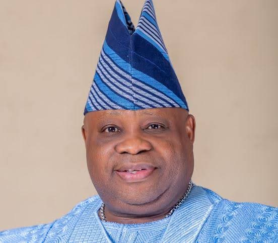 Adeleke presents staff of office to new Akire of Ikire