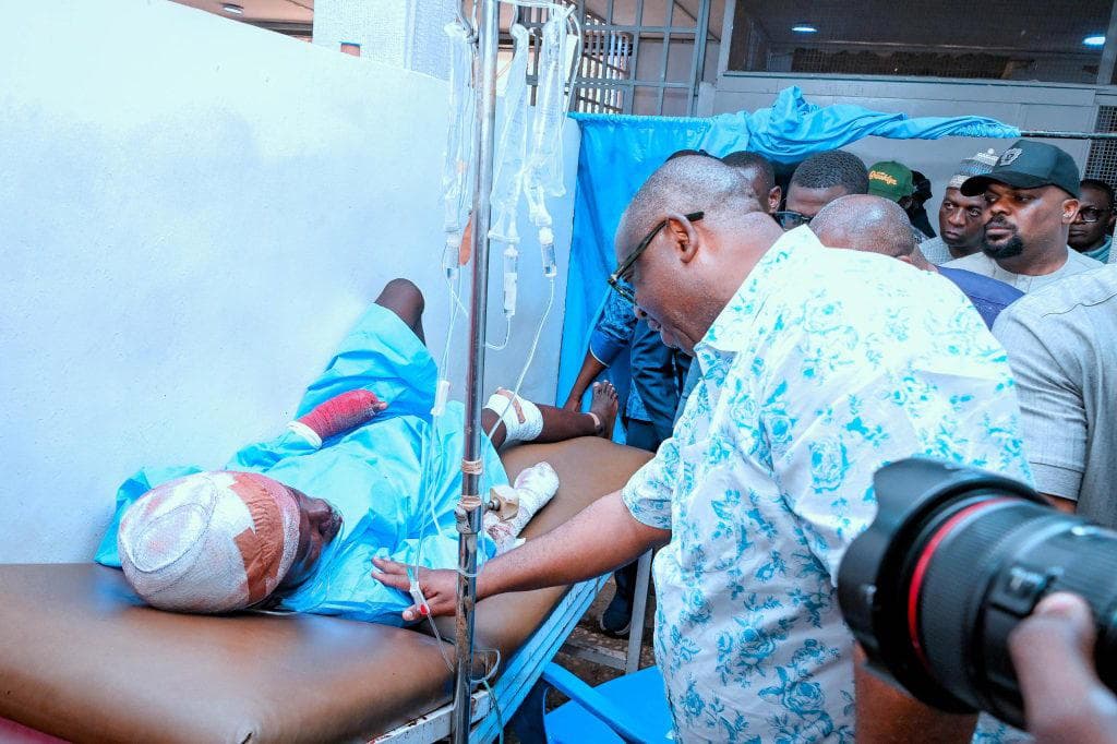 Gov. Mutfwang visits injured Angwan Rukuba victims at JUTH